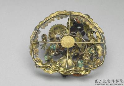 图片[3]-Enameled head ornament in the form of a coiled dragon, Qing dynasty, 19th century-China Archive